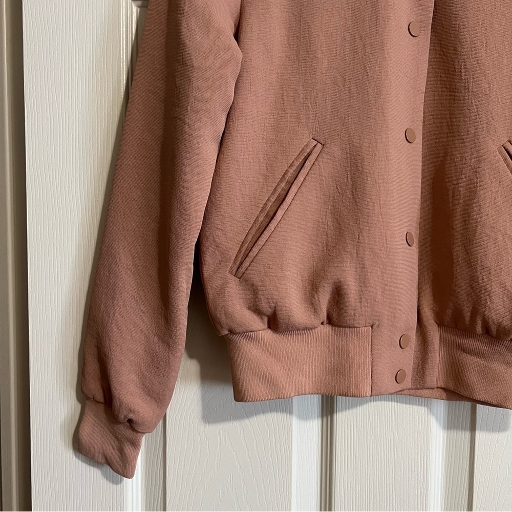 Aritzia Wilfred Poussin Vintage Crepe Bomber Jacket in Rose Pink - Sz XS - Picture 6 of 13